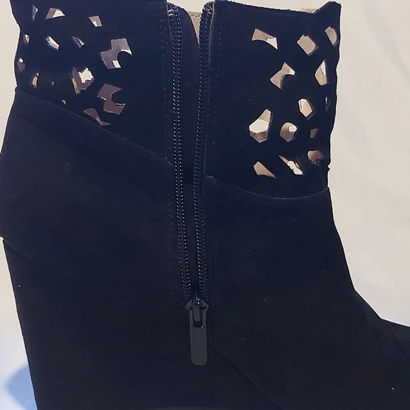 071. TORRID SUEDE WEDGE BOOTIES! - Picture 6 of 6